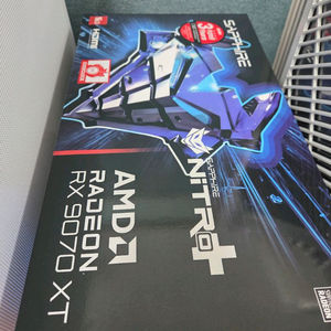 그래픽카드 라데온 끝판왕 사파이어 RX 9070 XT 니트로+ OC 16GB (신품/풀박스)