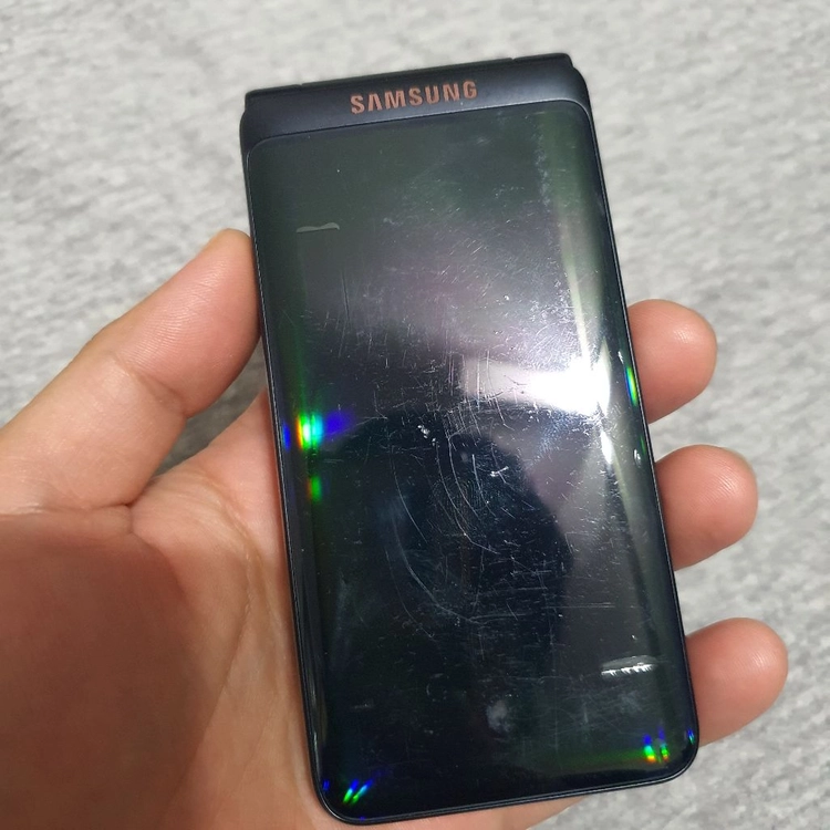삼성 갤럭시폴더2 sm-g160n 32기가 이미지