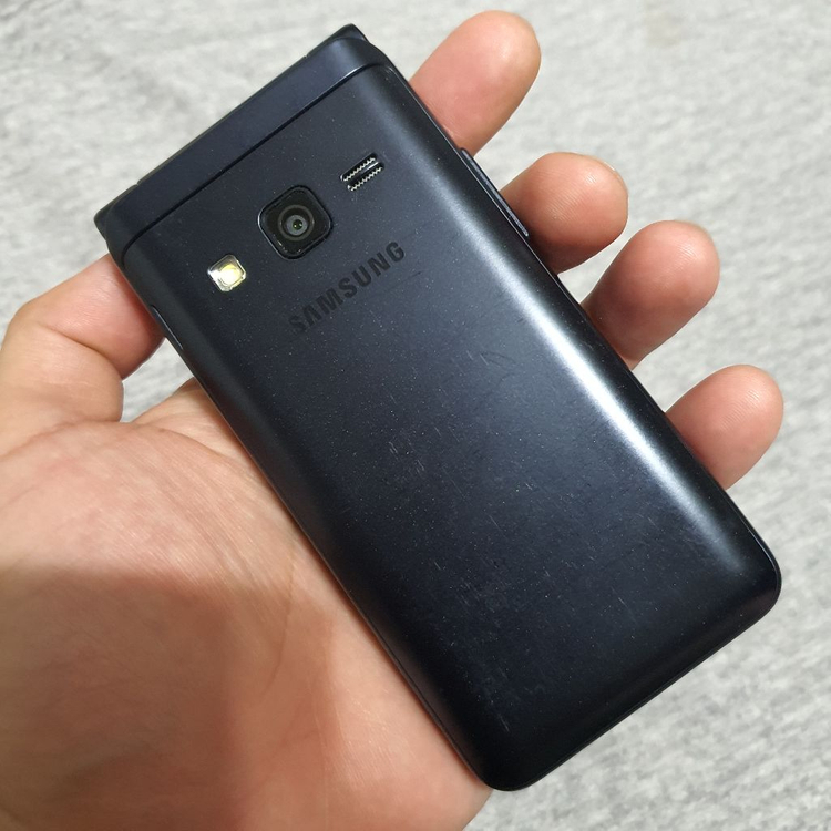 삼성 갤럭시폴더2 sm-g160n 32기가 이미지