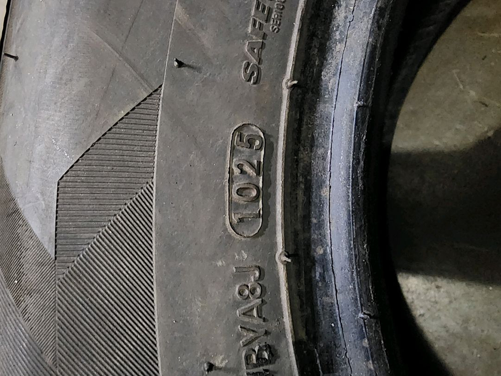 235 60 16 중고타이어--3