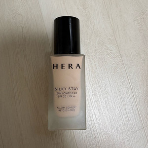 헤라 실키스테이 파운데이션 17N1(1회2펌핑)