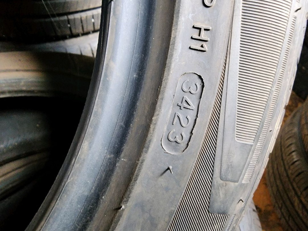 215 55 18 중고타이어--3