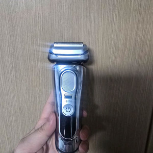 새상품급 브라운 9 pro 전기면도기 세척 스테이션