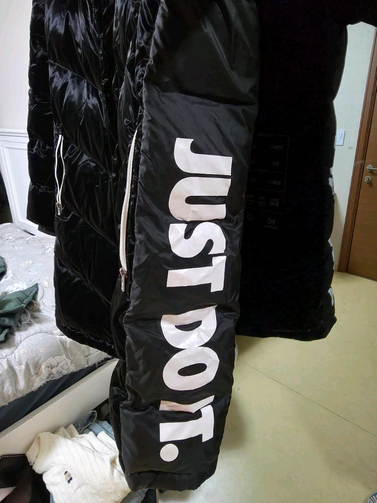 나이키 유광 롱패딩--1