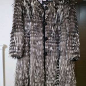 리얼 실버폭스코트