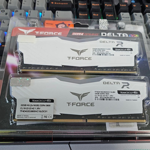 팀그룹 램 32GB(16GBx2) DDR4 3600 팝니다