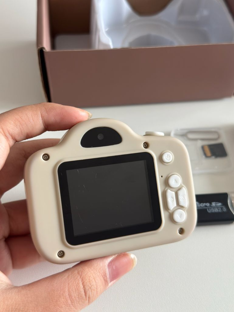 부이 디지털 카메라 Y2K 디토 감성 이미지