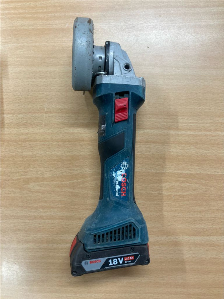 보쉬 GWS 18V-7 4인치 충전 그라인더 세트 이미지