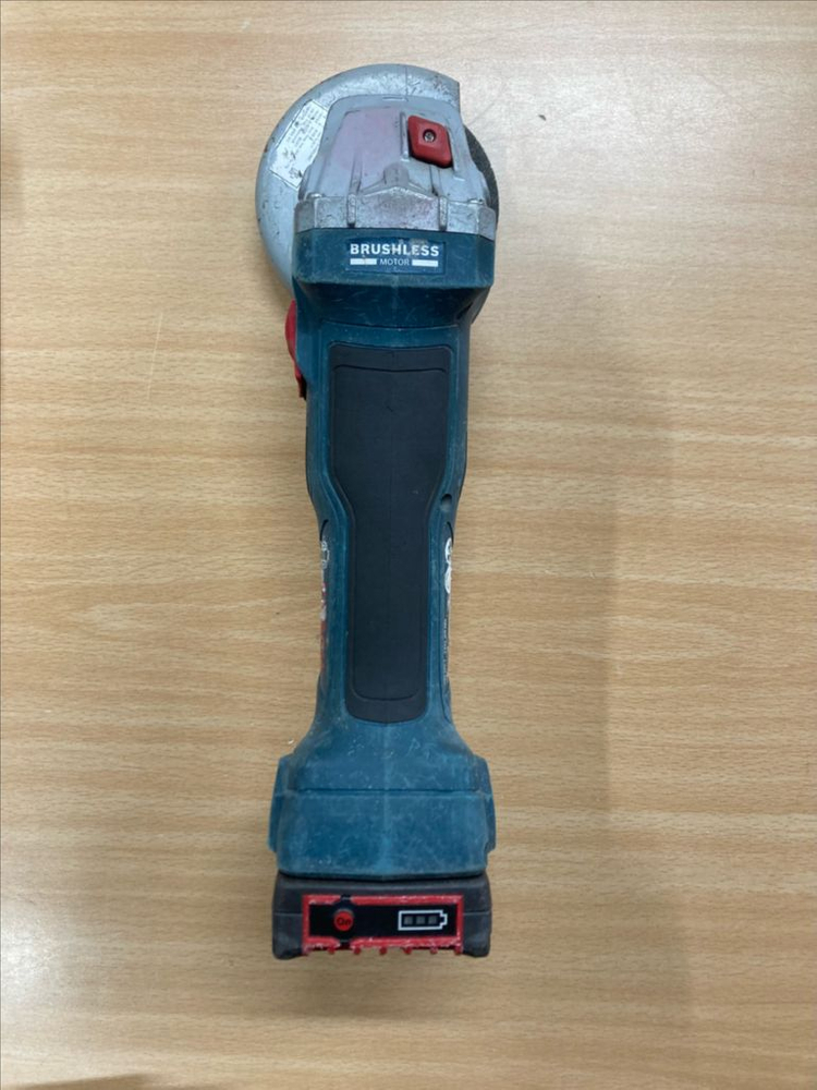 보쉬 GWS 18V-7 4인치 충전 그라인더 세트 이미지