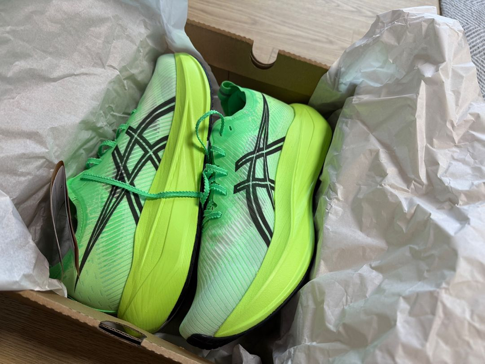 아식스 메가블라스트 에케덴 280 판매합니다--1