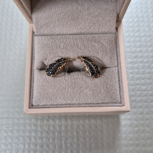 스와로브스키 깃털귀걸이 정품