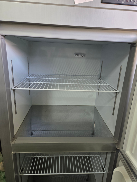 25년식 우성 30박스 반반 냉동냉장 냉장고--3