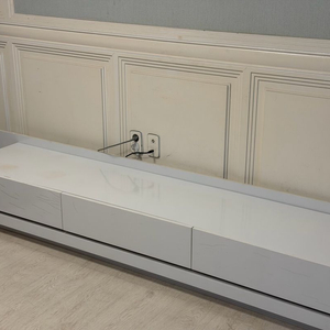 [이사정리] 24년도 구매 - LED 모던 수납형 거실장 판매