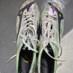 미즈노 알파2 축구화