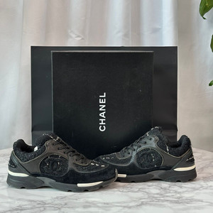 [정품] 샤넬 CC로고 트위드 크루즈 스니커즈 37.5사이즈