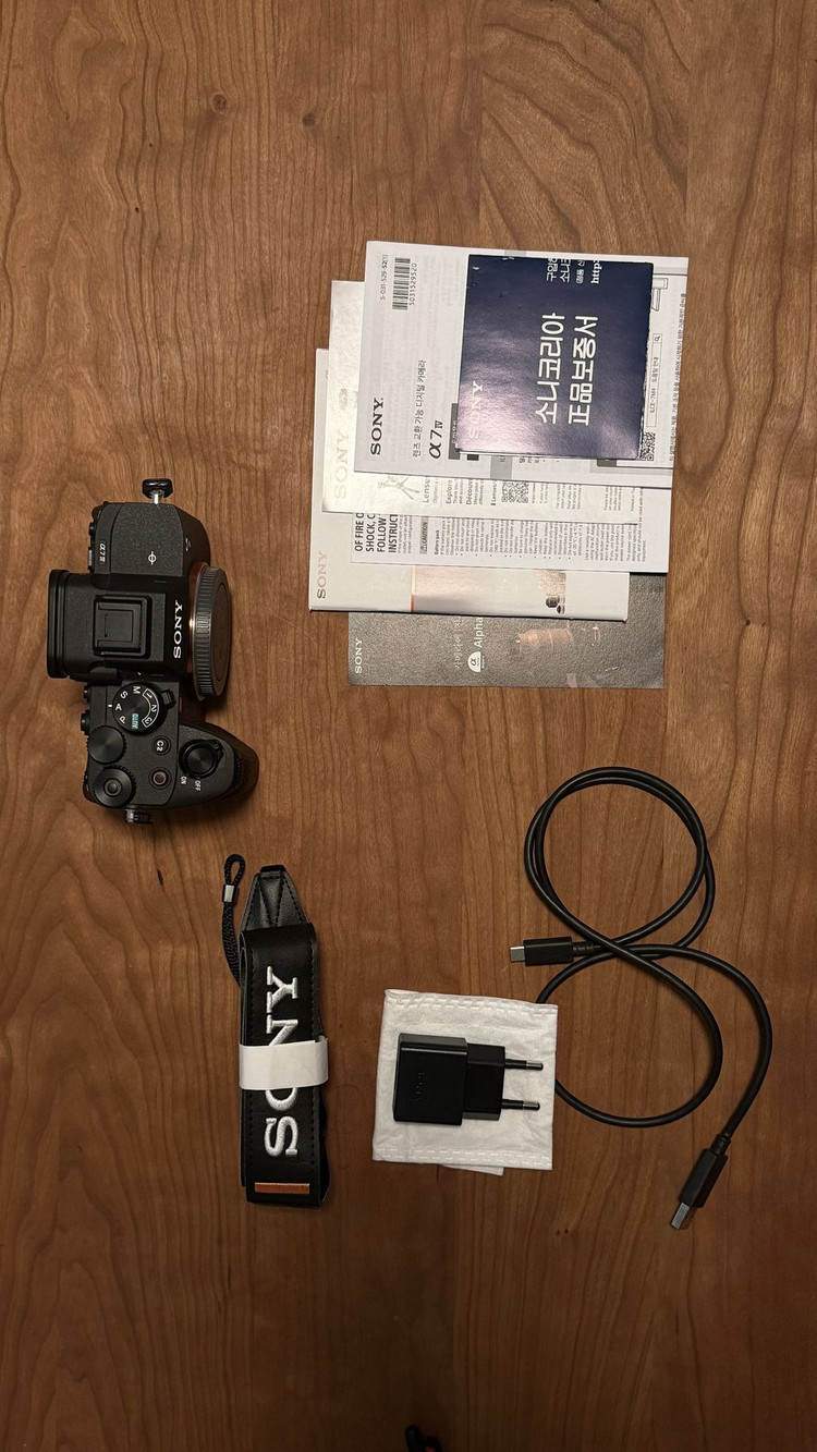 소니 정품 A7M4 FE 24-70mm F2.8 GM II (금계륵2) 일괄판매--1