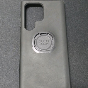 갤럭시 s23 울트라 쿼드락 케이스 팝니다