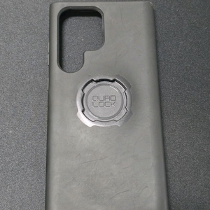 갤럭시 s23 울트라 쿼드락 케이스 팝니다