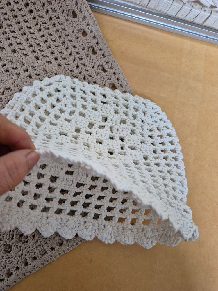 손뜨게면소재자동차머리받침대커버 이미지