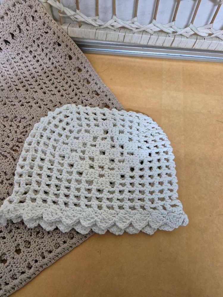 손뜨게면소재자동차머리받침대커버 이미지