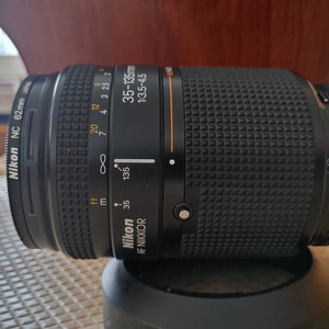니콘 35-135mm F3.5-4.5 표준 줌렌즈 이미지