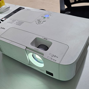 NEC NP-M420XV 4200안시 중고빔프로젝터