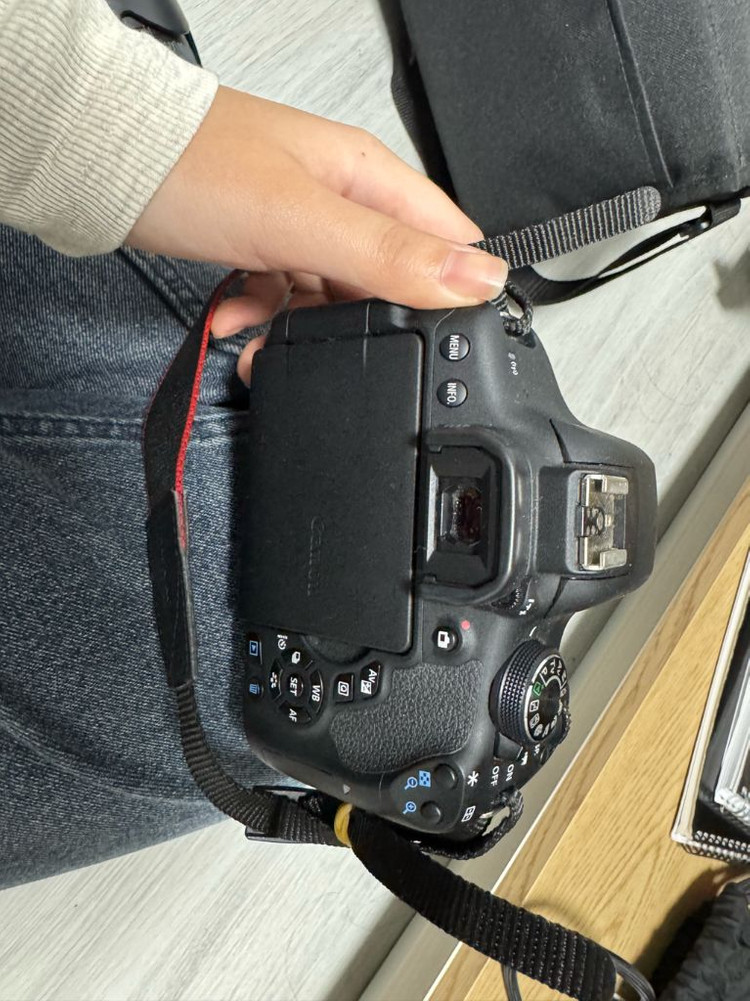 EOS 750D 세트 이미지