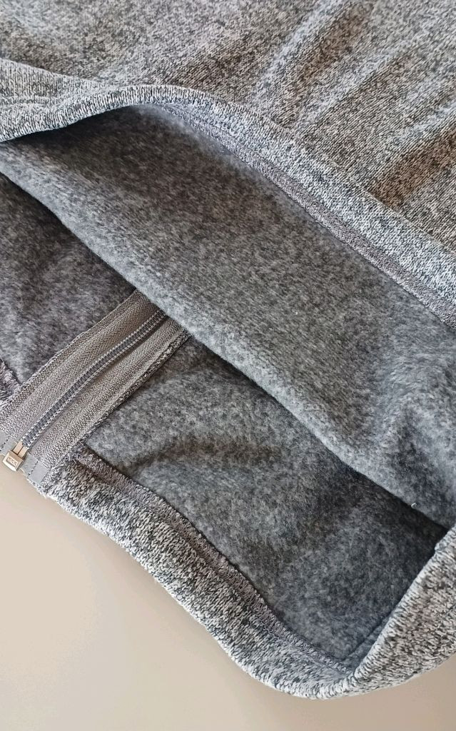 [새상품] 언더아머 여성용 후리스 집업 S사이즈--4