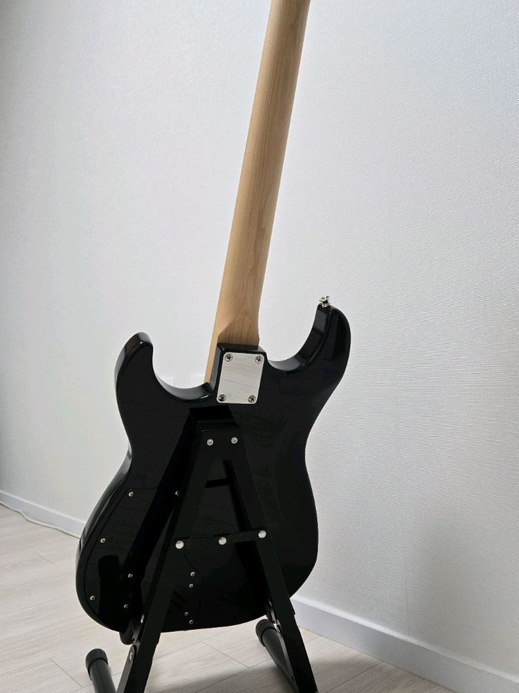 일렉기타 [스마트기타(자체앰프)] Peoz TR3 최신모델 판매합니다.--1