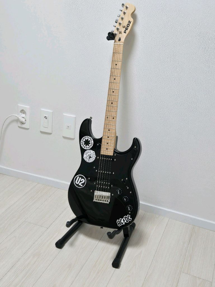 일렉기타 [스마트기타(자체앰프)] Peoz TR3 최신모델 판매합니다.--3