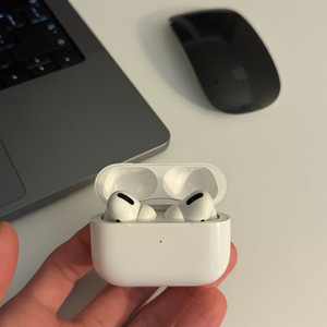 에어팟 프로 1세대 판매합니다