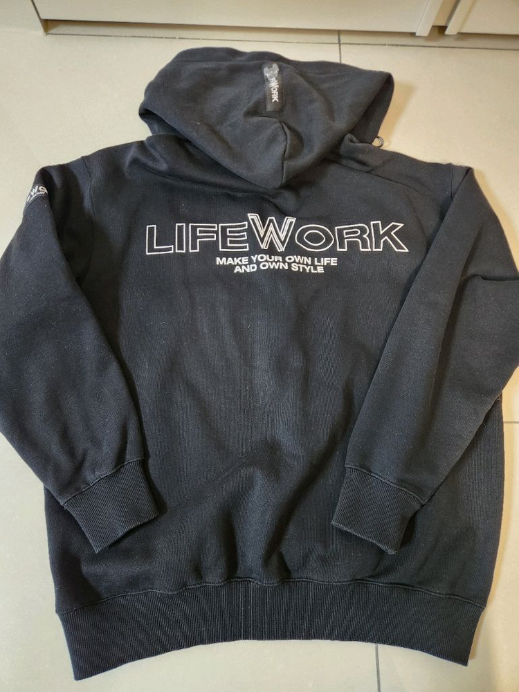 1번시착만한 새상품/라이프 워크 반후드 집업 기모후드 블랙/M사이즈--9