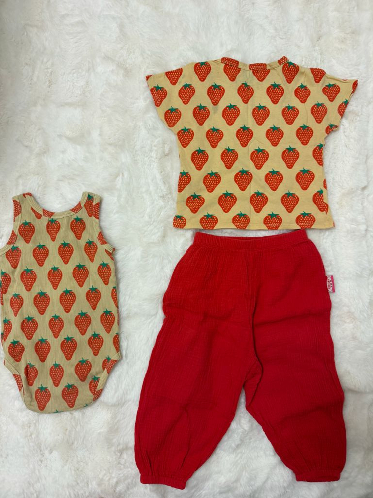 보보쇼즈 딸기나시 18-24m, 딸기범벅티 24-36m 일괄 (오염있음)--1