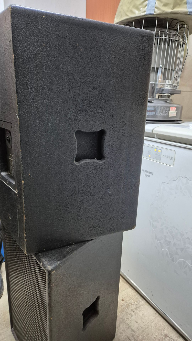 EAW PS R-124 패시브 스피커 2통 / 200W 8Ω/ 급처 이미지