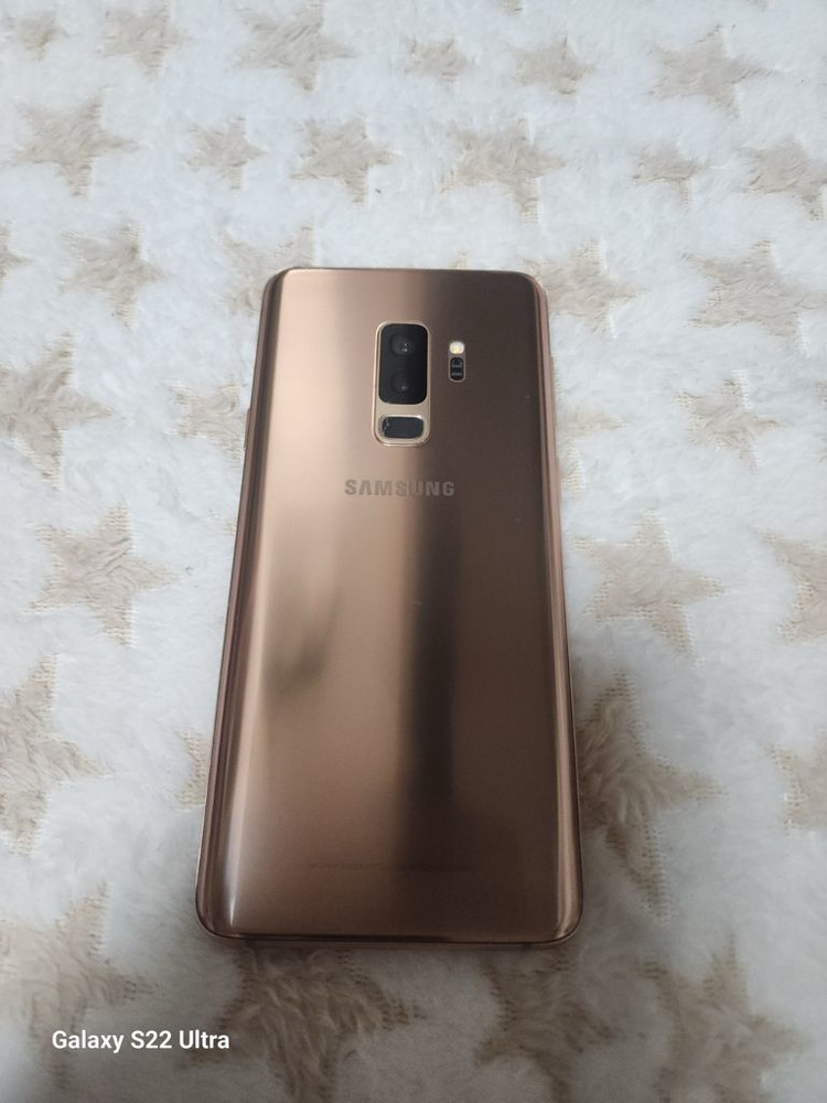 삼성갤럭시S9+ 64G. SM-G975N. 업데이트완료 카메라.터치이상없음.잔상없음.전면유리파손--4