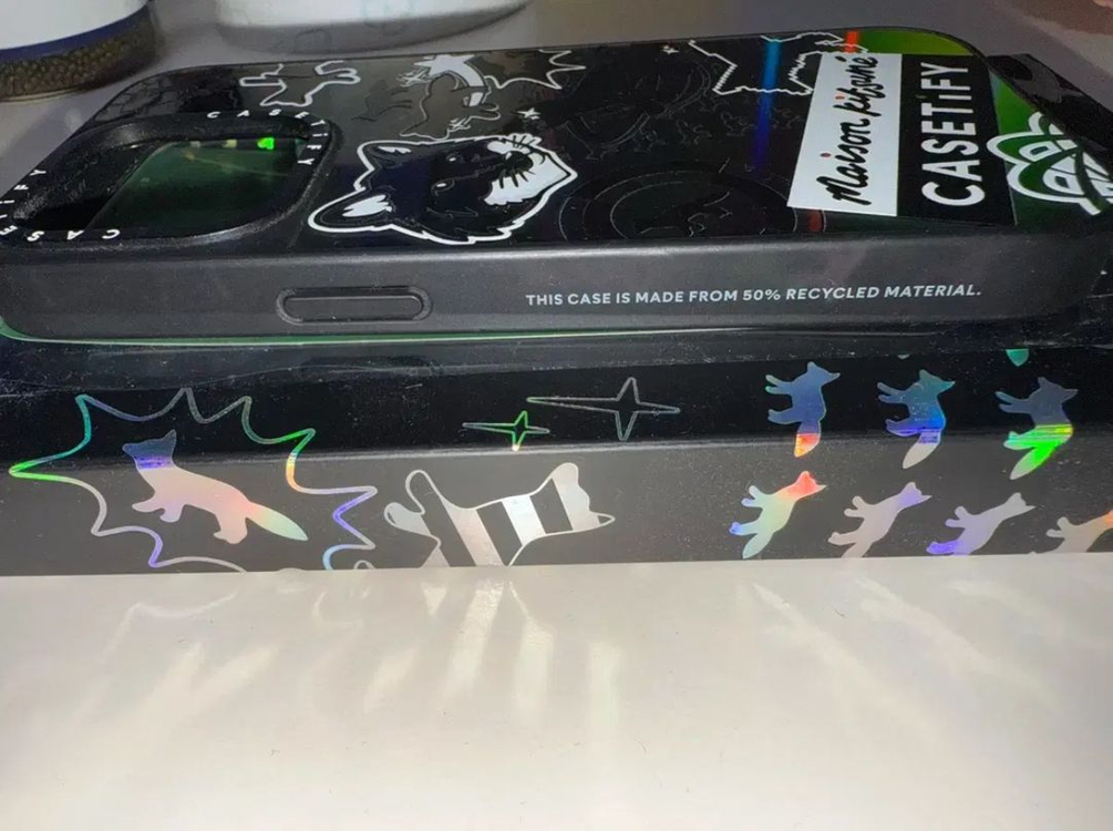 케이스티파이x메종키츠네 홀로그램 아이폰14프로/15프로--5