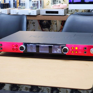 Focusrite Red 4Pre 플래그십 오디오 인터페이스 (상태 최상) 이미지