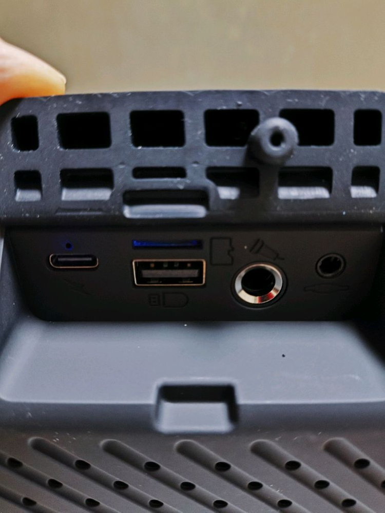 (새상품)50W 무선 스피커 블루투스 rgb조명 충전식 라디오--8