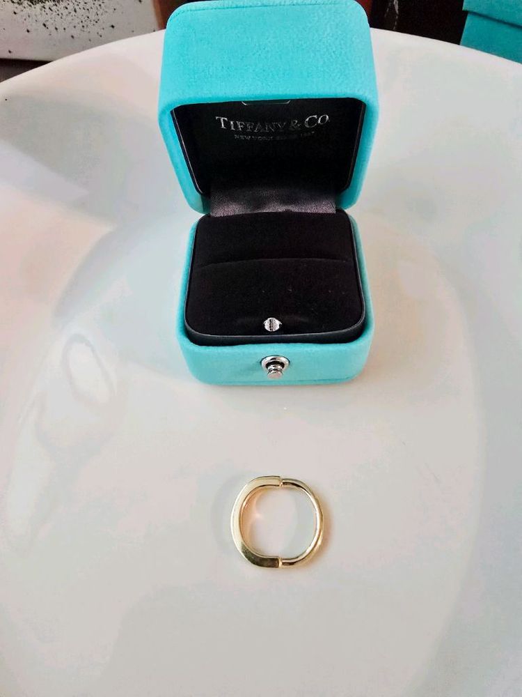 (설 특가 110만원 → 98만원) 티파니앤코 락 링 반지 18k 옐로골드 (국내 정품) Tiffany & Co.--2