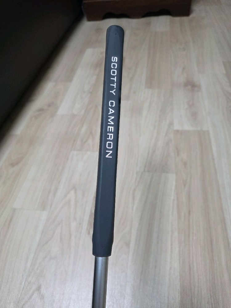 스카티카메론 타이틀리스트 불스아이 황동퍼터--3