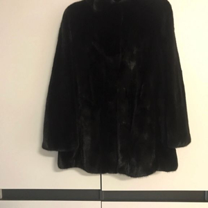 마리엘라 로사티 휘메일 밍크