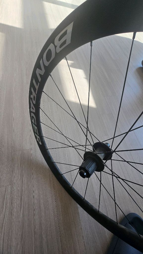 튜블리스 본트래거 에올루스 50 카본 로드바이크 디스크 휠--3