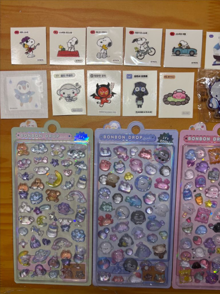 히나쿠우 산리오 포차코 클리오 키링 띠부씰 스티커 다꾸 마테 쿠똥이 밍키트 가나디 롬앤 스누피 우드스탁 피규어 키링 이미지