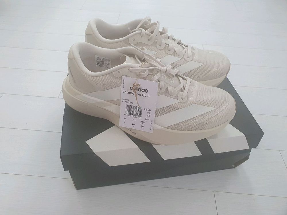 새 상품)아디다스 아디제로 에보sl 245m 러닝화--1
