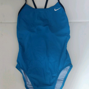 나이키 컷아웃 30