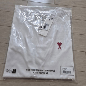 QR가능 새제품 정품 아미 스몰하트 반팔 공용