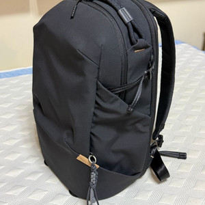 피지테크 원고 라이트 백팩 블랙 22L