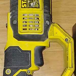 스탠리 18V무선 전동그라인더 본체만