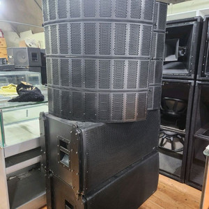 어레이스피커 떠블우퍼 2통탑8통 이미지