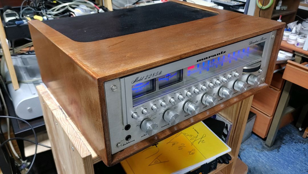 마란츠 2285B 스테레오 리시버 앰프 이미지